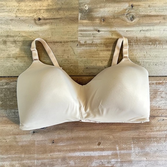 torrid Other - Torrid 360 Back Smoothing Wireless Bra‎ Beige Nude 42H Lightly Padded Adjustable